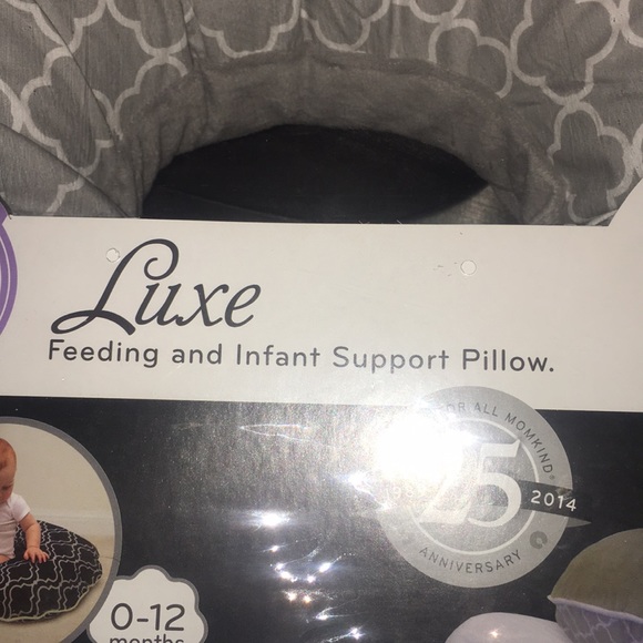 Brand new baby feeding and instant support pillow - Picture 4 of 6